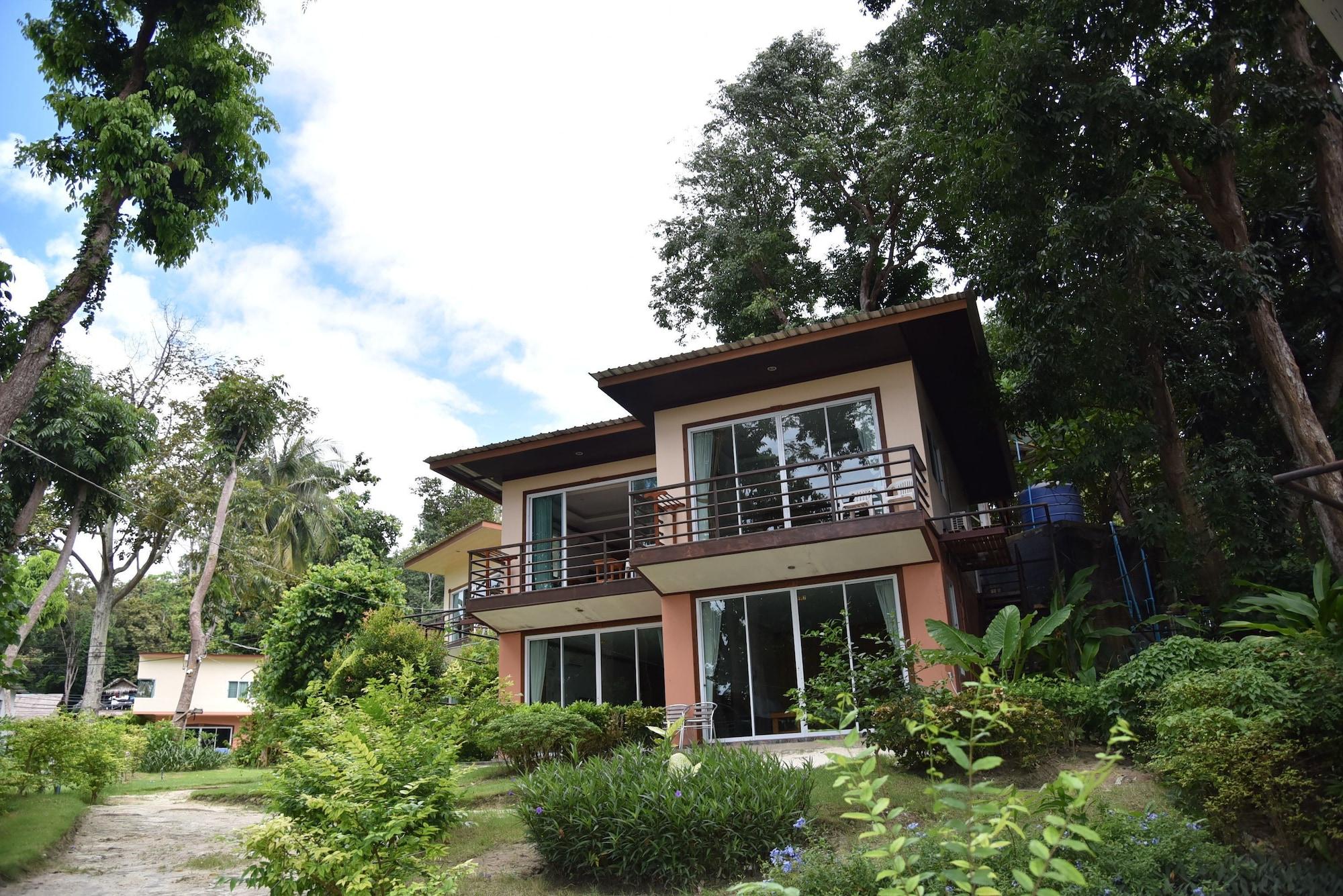 Z-Touch Lipe Island Resort Exterior photo